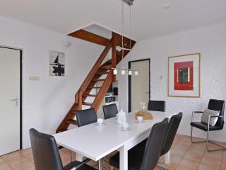 Holiday Home at Veerse Meer with Lake Views, cleaning included - Kamperland - 2