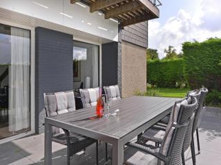 Holiday Home at Veerse Meer with Lake Views, cleaning included - Kamperland - 5