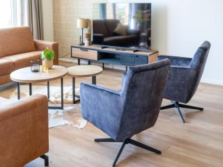 Spacious Frysian villa on the waterfront, cleaning included - Leons - 4