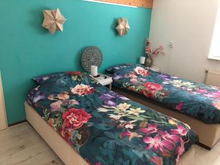 Holiday Home in Julianadorp with Sauna & Pool, cleaning included - Julianadorp - 7