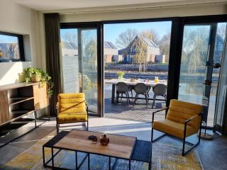 Luxurious detached water villa with jetty, cleaning included - Balk - 2