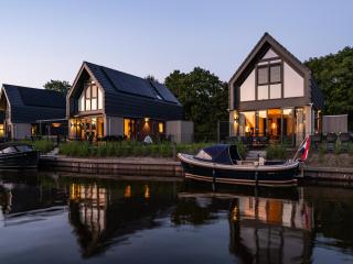 Luxurious detached water villa with jetty, cleaning included - Balk - 6
