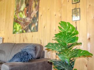 Chalet in Veluwe with Nature Views, cleaning included - Hoenderloo - 2