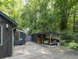 Holiday home in Epse with sauna, cleaning included - 4