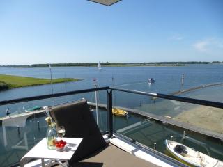 Apartment in Veere with Marina Views, cleaning included - Kamperland - 9