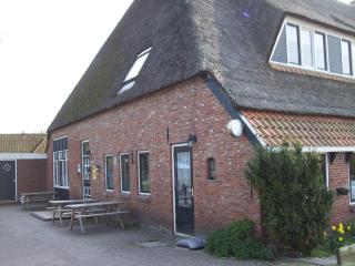 Authentic holiday home in North Friesland , cleaning included - Holwerd - 5