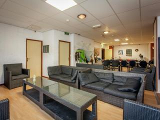 Authentic holiday home in North Friesland , cleaning included - Holwerd - 3
