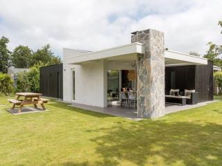Holiday Home near Veerse Meer, cleaning included - Kamperland - 1