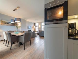 Holiday home with whirlpool quiet area in Zeeland, cleaning included - Colijnsplaat - 4