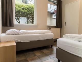 Holiday home in Mook near town center, cleaning included - Mook - 1