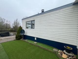 Holiday Home near Volkerak Lake, cleaning included - Ooltgensplaat - 1