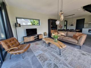 Luxurious detached water villa with jetty, cleaning included - Balk - 1