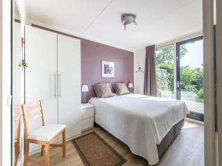 Semi-detached house near Noord-Beveland Beach, cleaning included - Kamperland - 2