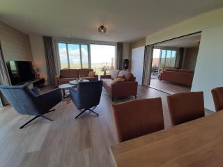 High-quality luxury villa on the Frisian water, cleaning included - Leons - 8