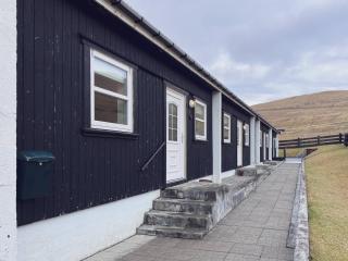 Holiday Home Close To Beinisvr - - 6