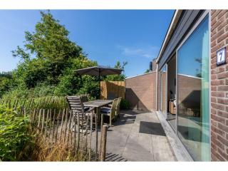 Holiday home in Nieuwvlietbad, cleaning included - Nieuwvliet-Bad - 7