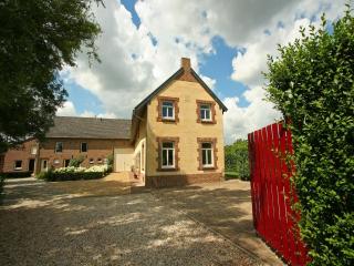 Farmhouse in Geul Valley near Steam Train, cleaning included - Wijlre - 5