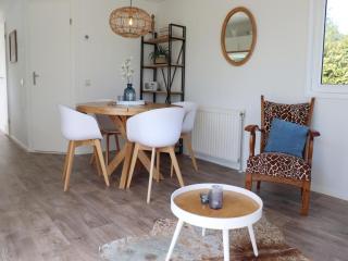 Cottage in Grou with Water Sports Access, cleaning included - Grou - 3