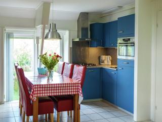 Superb holiday home near the Lauwersmeer, cleaning included - Oostmahorn - 6