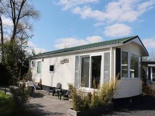 Cottage in Grou with Water Sports Access, cleaning included - Grou - 9