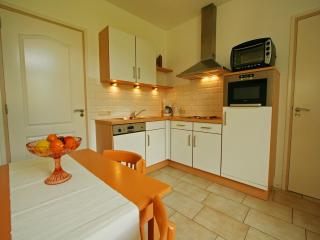 Farmhouse in Geul Valley near Steam Train, cleaning included - Wijlre - 8