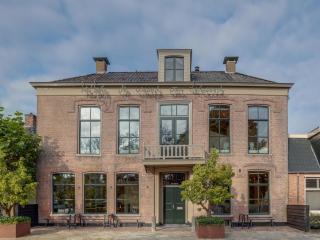 Accommodation at unique location in Friesland, cleaning included - Ternaard - 9