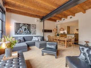 Accommodation at unique location in Friesland, cleaning included - Ternaard - 2