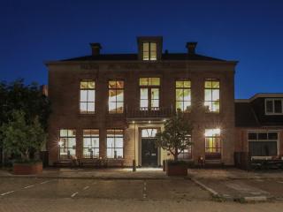 Accommodation at unique location in Friesland, cleaning included - Ternaard - 4
