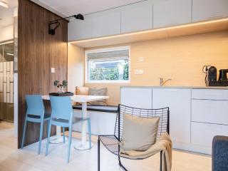 Chalet in Friesland near Alde Feanen Park, cleaning included - De Veenhoop - 0