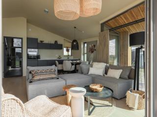 Cottage in Wissenkerke near Nature Reserve, cleaning included - 0