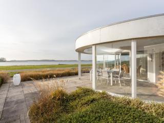 Holiday Home by Lake Veerse Meer, cleaning included - Kamperland - 4