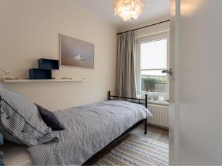 Holiday Home by Lake Veerse Meer, cleaning included - Kamperland - 2