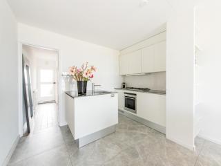 Holiday Home by Veerse Meer with Panoramic View, cleaning included - Kamperland - 3
