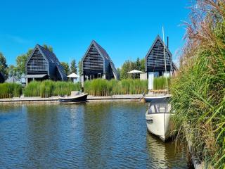 Villa with enclosed garden on the water, cleaning included - Balk - 9