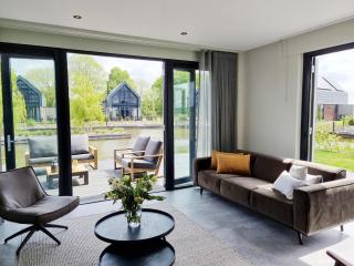 Luxurious detached water villa with jetty, cleaning included - Balk - 9