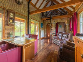 Holiday home with terrace in Wijnaldum, cleaning included - Wijnaldum - 3