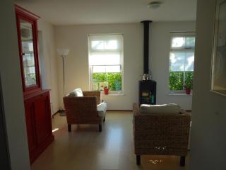 Attractive holiday home with jetty, cleaning included - Steendam - 1