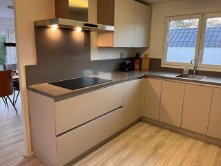 Bunglow steps from Beach and Sports, cleaning included - - 1