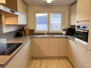 Bunglow steps from Beach and Sports, cleaning included - - 7