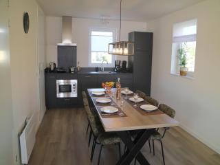 Lakeview villa with swimming and fishing pier, cleaning included - Simonshaven - 6