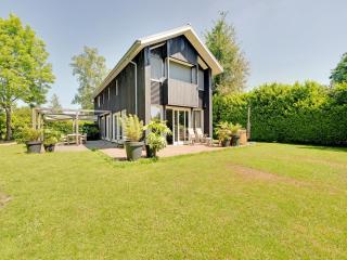 Family House in Grou near Water Sports, cleaning included - Grou - 3