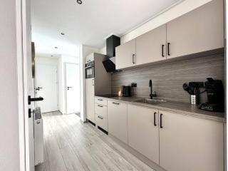Beautiful holiday home with terrace on the Veluwe, cleaning included - Hoenderloo - 8