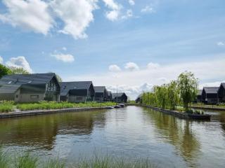 Luxurious detached water villa with jetty, cleaning included - Balk - 4