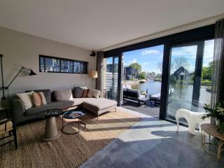 Luxurious detached water villa with jetty, cleaning included - Balk - 0