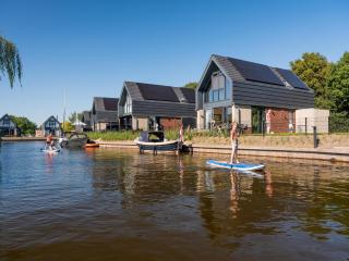 Luxurious detached water villa with jetty, cleaning included - Balk - 3