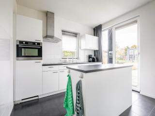 Modern villa near Harderwijk with whirlpool, cleaning included - Zeewolde - 7