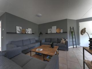 Villa in Zeewolde with sauna, cleaning included - Zeewolde - 2