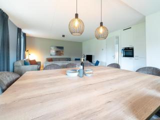 Holiday Home near Beach and Watersports, cleaning included - Scherpenisse - 3