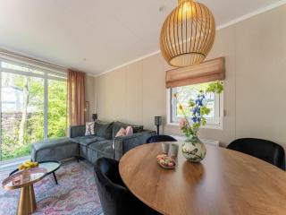 Luxury chalet near Ouddorp with garden, cleaning included - Goedereede - 3
