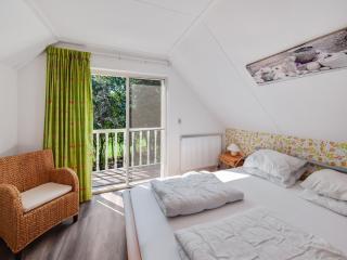 Cozy vacation home with a private garden, cleaning included - Mantinge - 6